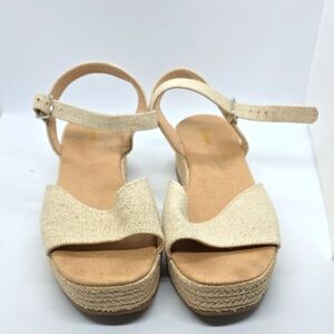 Old Navy Cream Espadrille Platform Sandals with Ankle Strap